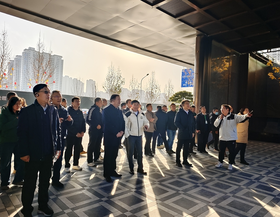 住建部一行實(shí)地考察中鼎高品質(zhì)項(xiàng)目